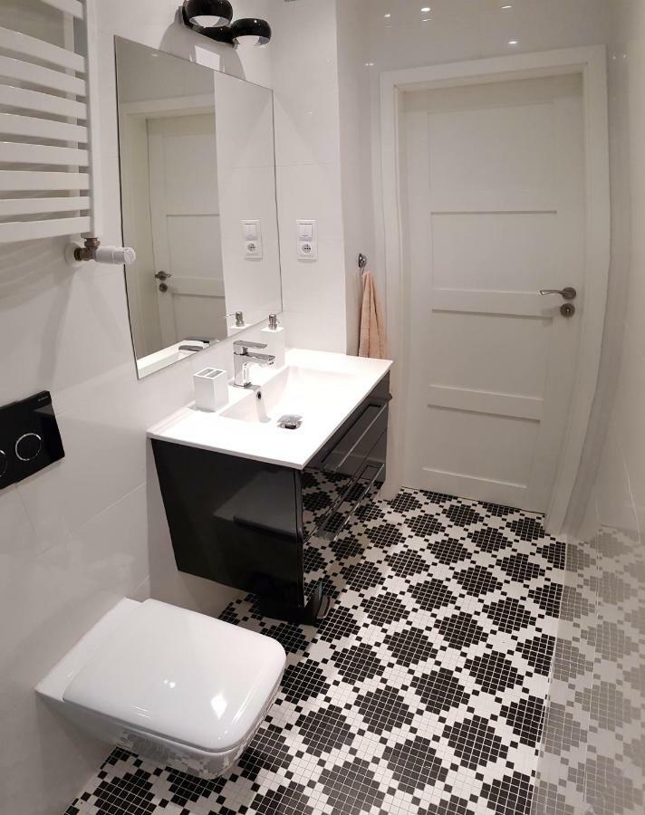 Apartament Styczynskiego Gliwice Luaran gambar